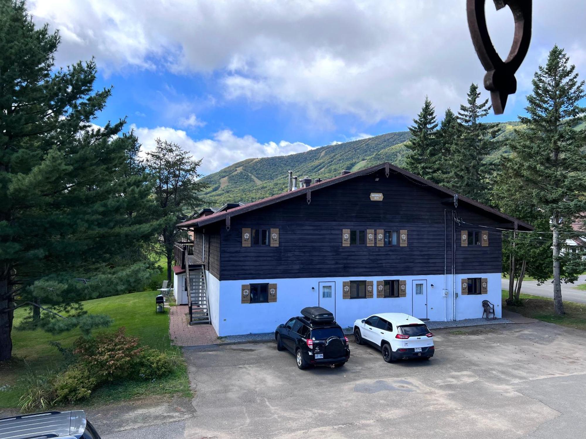 Chalets Montmorency Mont-Sainte-Anne Exterior photo