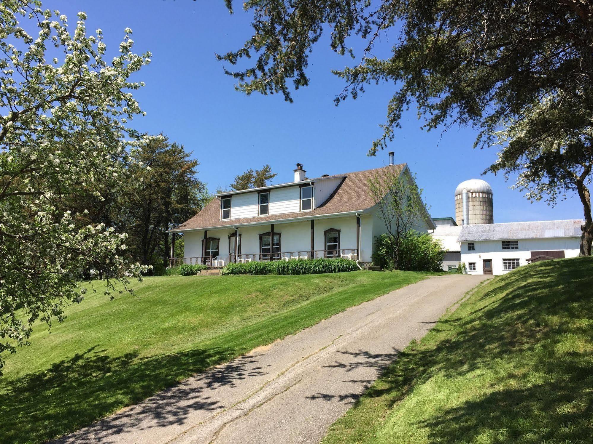 Chalets Montmorency Mont-Sainte-Anne Exterior photo